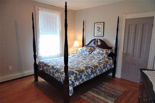 Hillcrest Hall Country Inn image 4